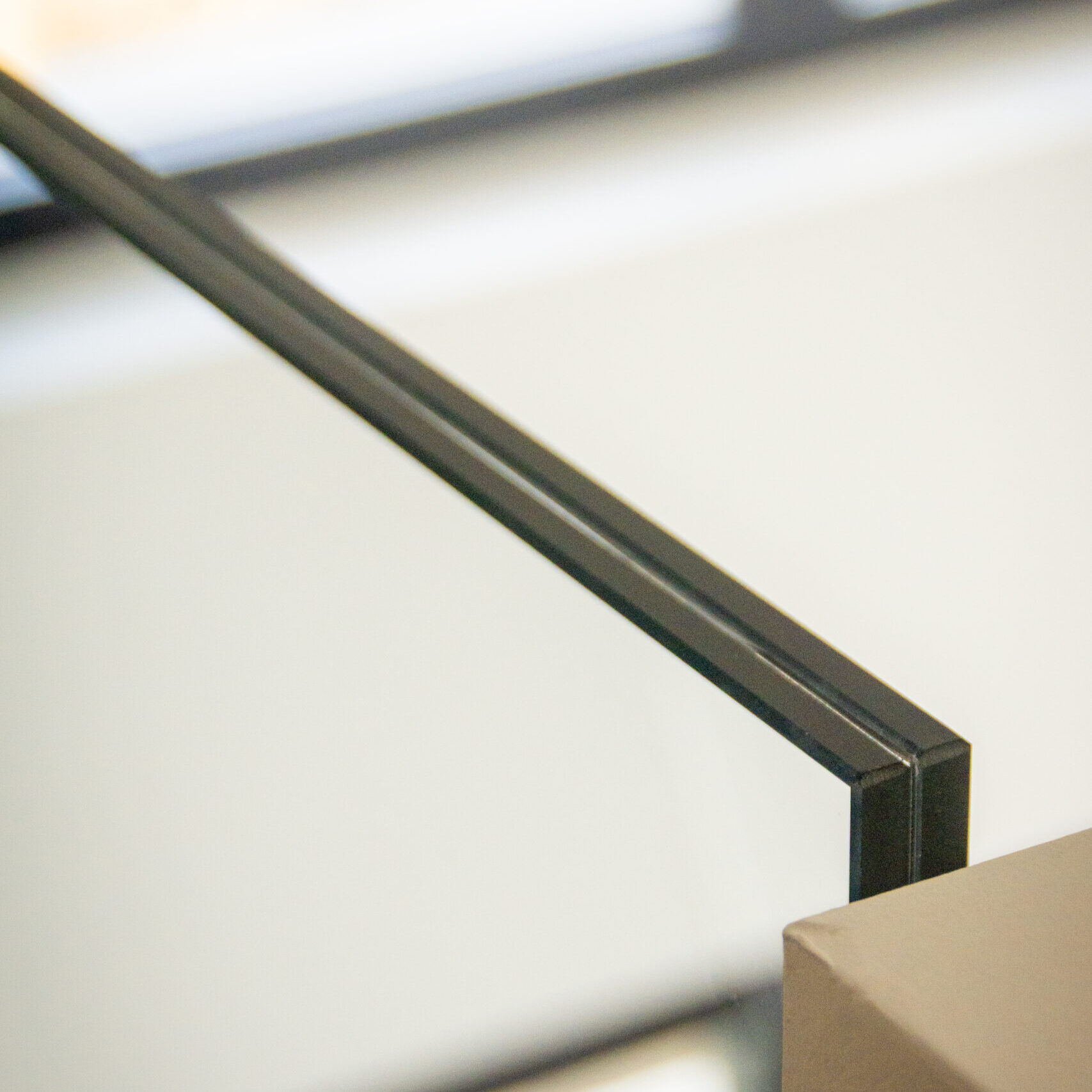 parapetti e pensiline vetro Faraone Finextra Como